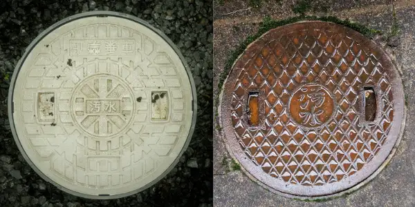 キッチンの油汚れ由来の白い塊はこの白もしくは金属製の蓋の中にある汚水マスに溜まり続けます